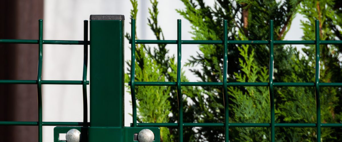 A tökéletes rögzítő bilincsek kiválasztása 3D kerítéshez